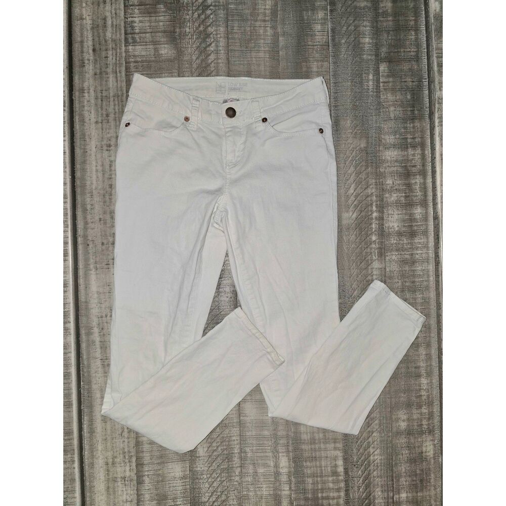 Women's White Skinny Jeans - NOBO Stretch Denim Pants